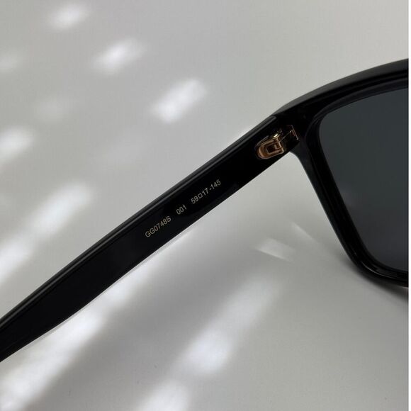 NEW Gucci Sunglasses GG0748S 001 Black Unisex